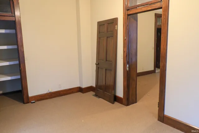 $1,300 | 207 East 4th Street, Jasper, IN 47546