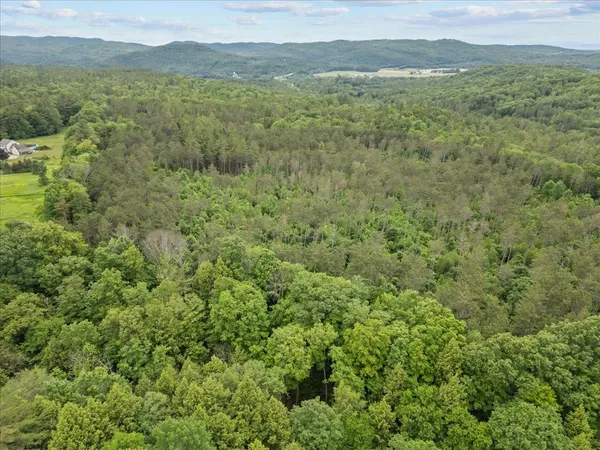 $1,050,000 | 91 Governor Peck Road, Jericho, VT 05465