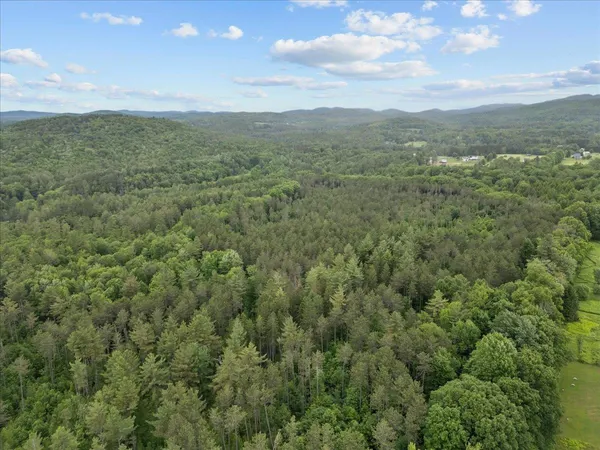 $1,050,000 | 91 Governor Peck Road, Jericho, VT 05465