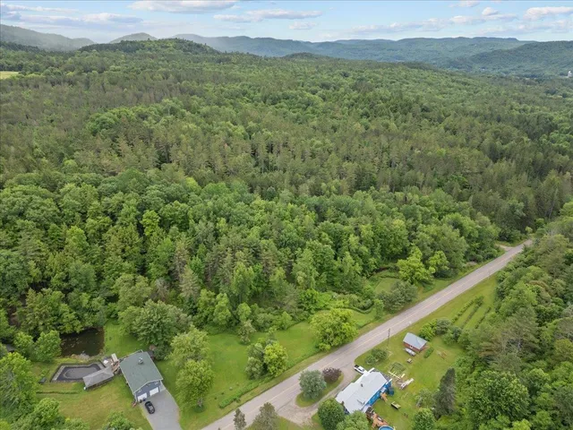 $1,050,000 | 91 Governor Peck Road, Jericho, VT 05465