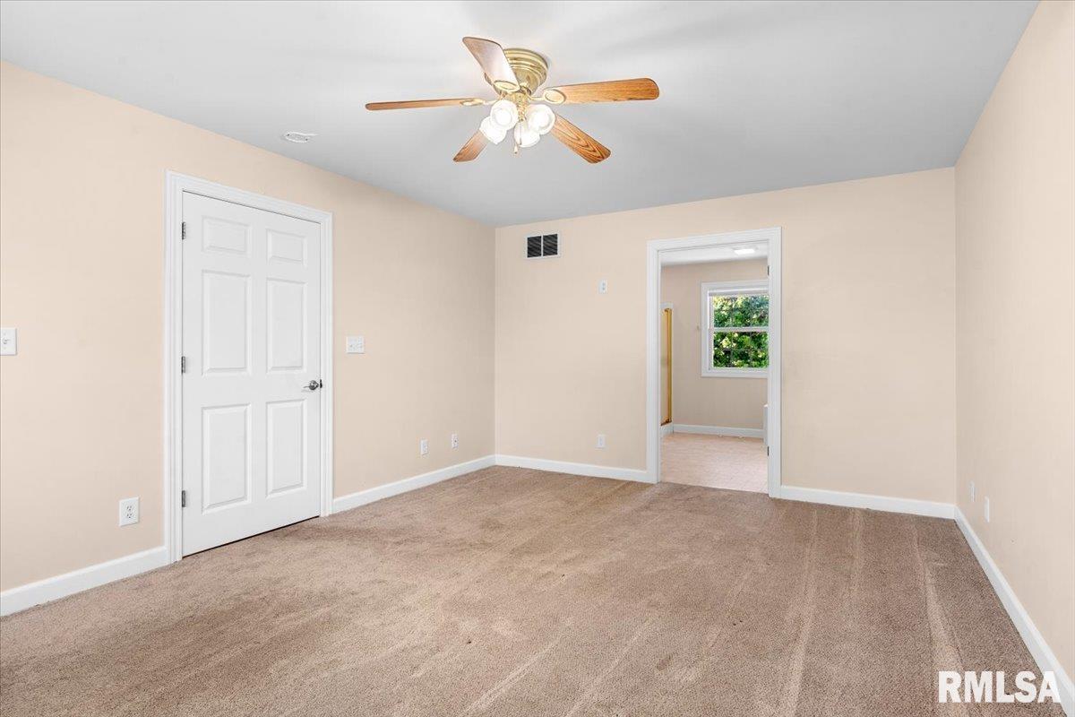 3700 Bergamot Drive Springfield, IL 62712 - Photo 17 of 38