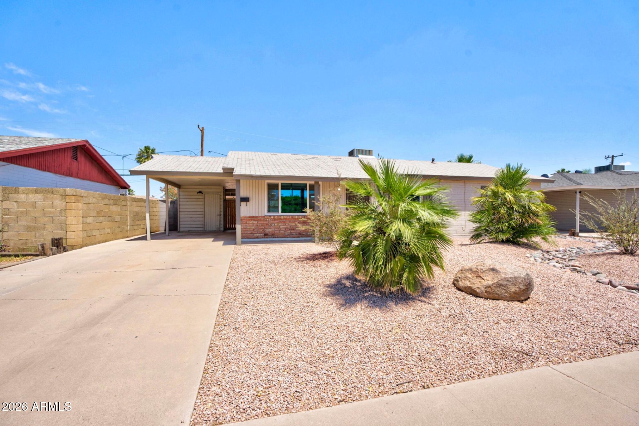 1711 South Roberts Road Tempe, AZ 85281 - Photo 1 of 36