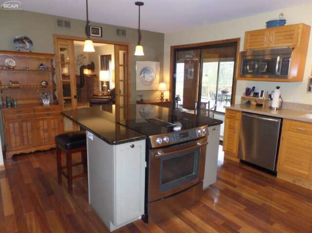 12030 Caldwaller Road Fenton, MI 48430 - Photo 14 of 52 21137160-13.JPG
