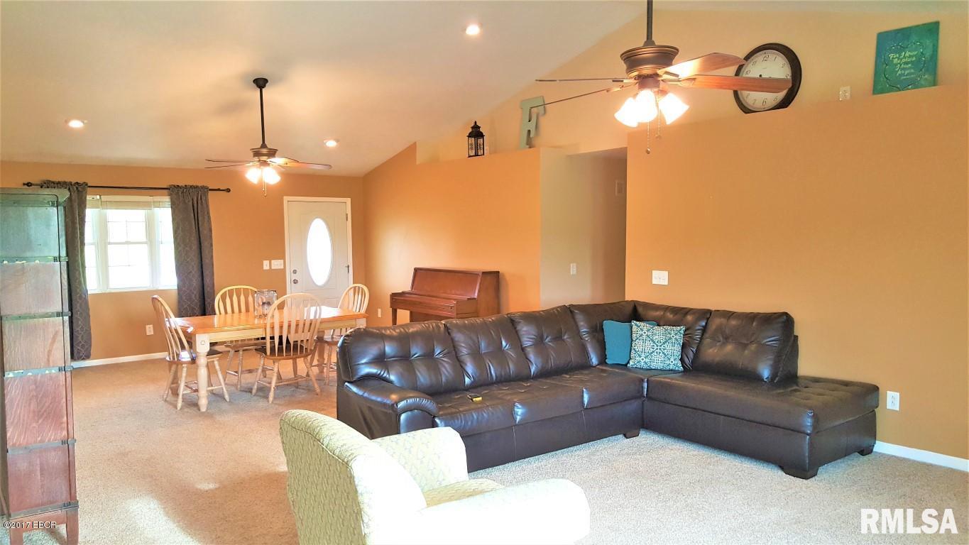 9839 Stilley's Mill Road Marion, IL 62959 - Photo 3 of 27 Gallery Image 3