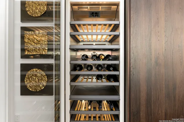 a view of a living room and kitchen view