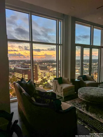 $1,499,000 | 123 Lexington Avenue, Unit 1703, San Antonio, TX 78205