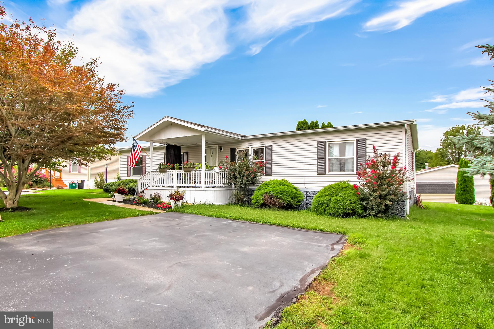 124 Pheasant Ridge Circle Lancaster, PA 17603 - Photo 1 of 23 Gallery Image 1