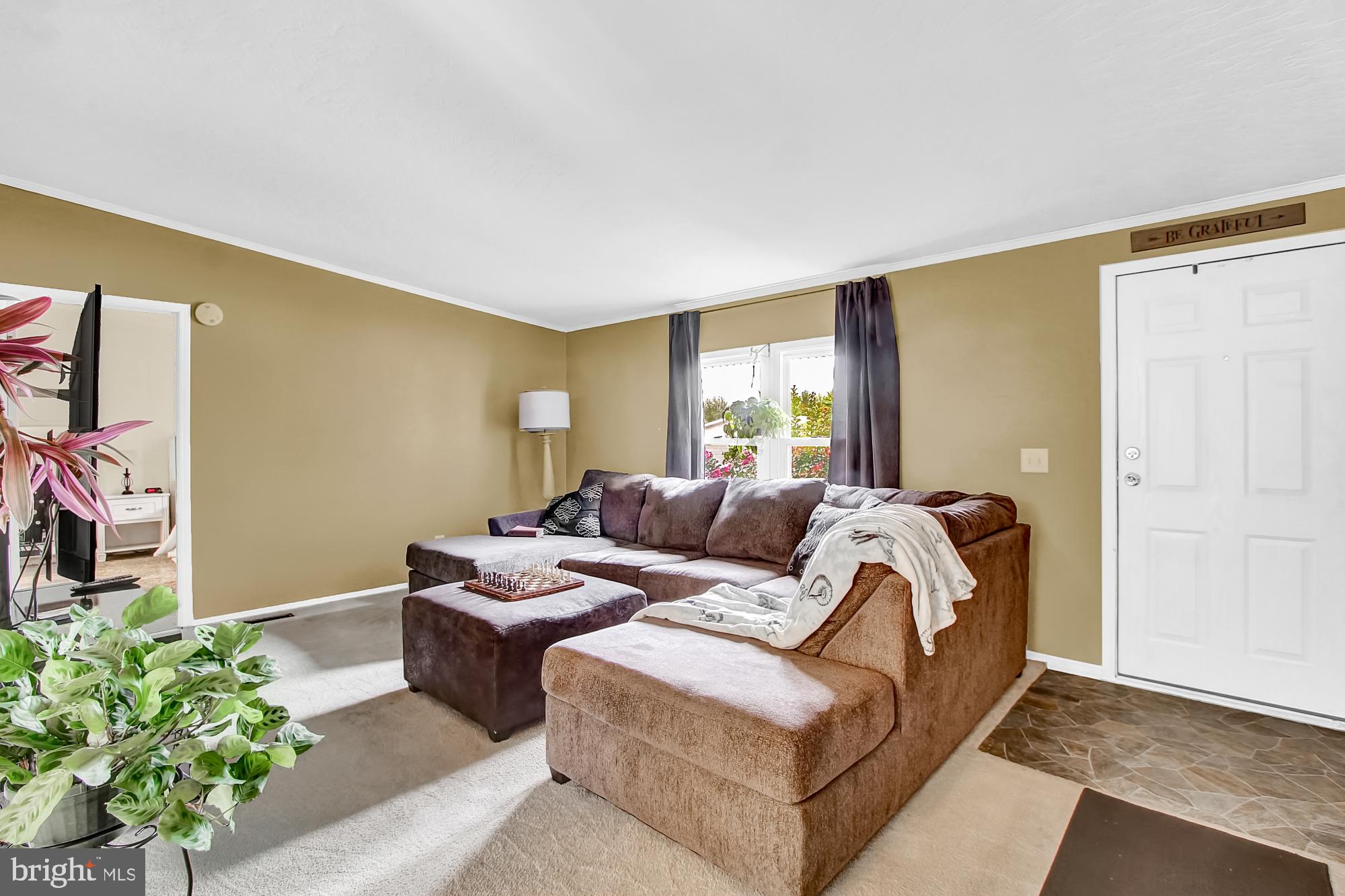 124 Pheasant Ridge Circle Lancaster, PA 17603 - Photo 4 of 23 Gallery Image 4