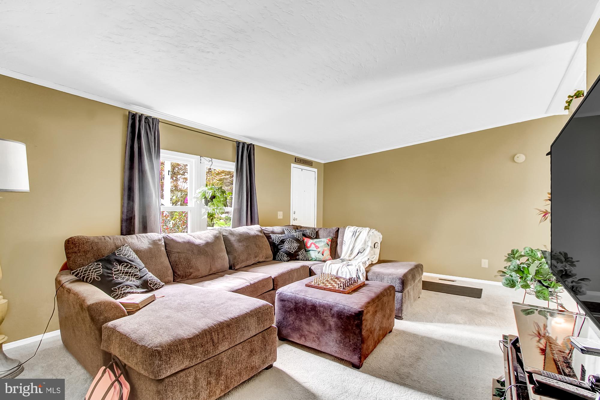 124 Pheasant Ridge Circle Lancaster, PA 17603 - Photo 5 of 23 Gallery Image 5