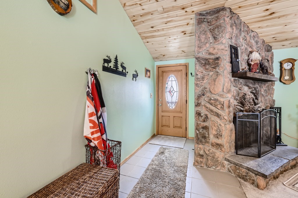 808 Deer Path Road Dillon, CO 80435 - Photo 9 of 39 Gallery Image 9