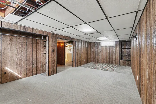 $299,900 | 2407 Fairfield Avenue, Kalamazoo, MI 49048