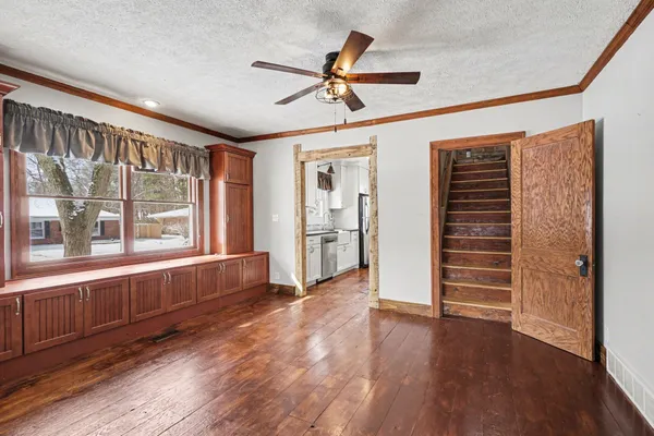 $299,900 | 2407 Fairfield Avenue, Kalamazoo, MI 49048