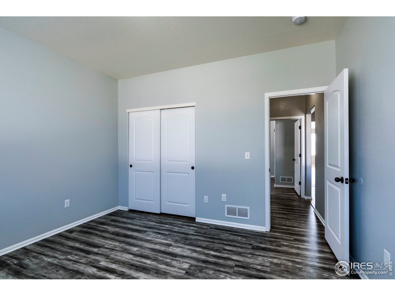 7424 23rd St Road Greeley, CO 80634 - Photo 27 of 40 Front bedroom closet