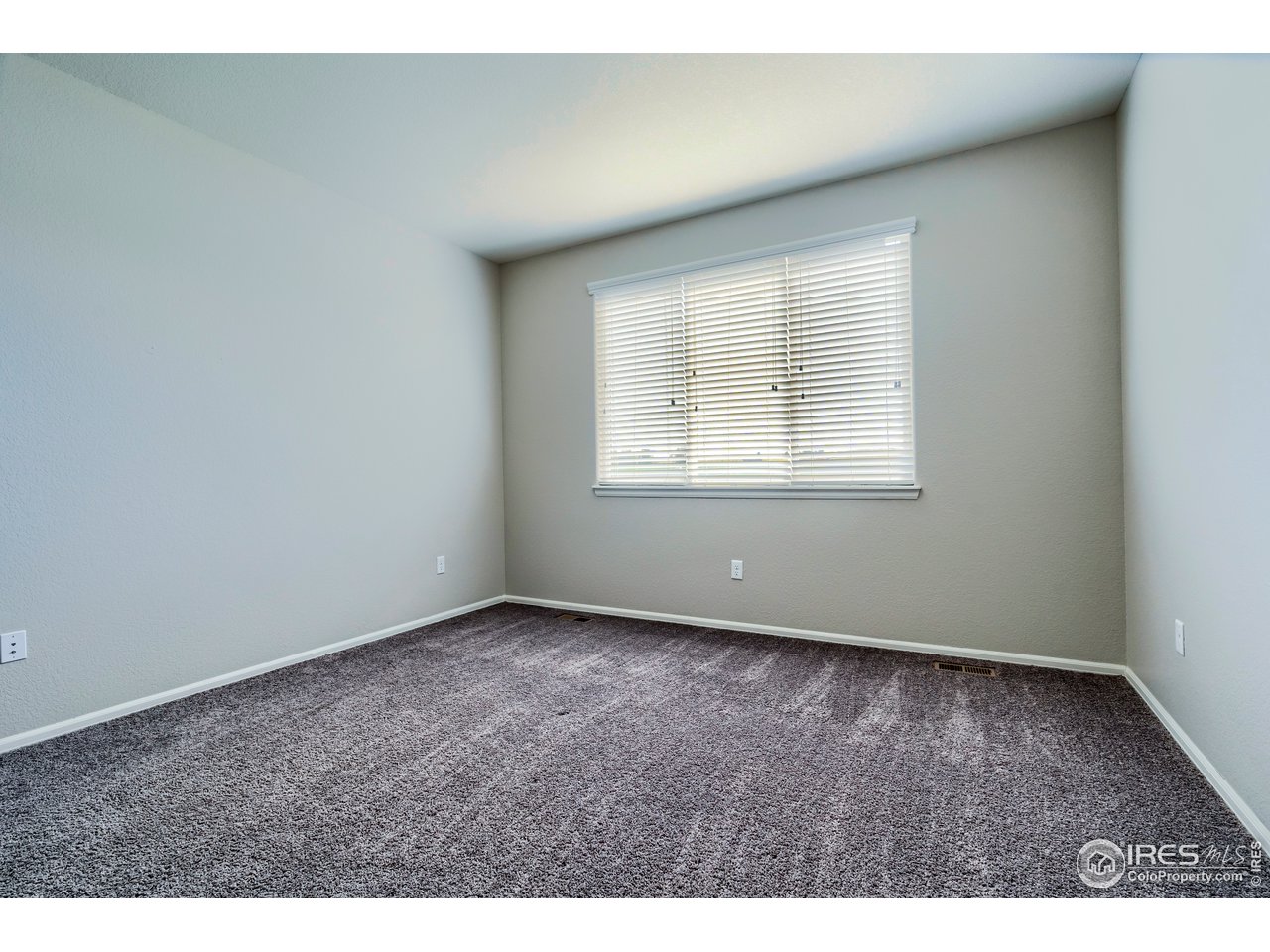 7424 23rd St Road Greeley, CO 80634 - Photo 34 of 40 Master bedroom
