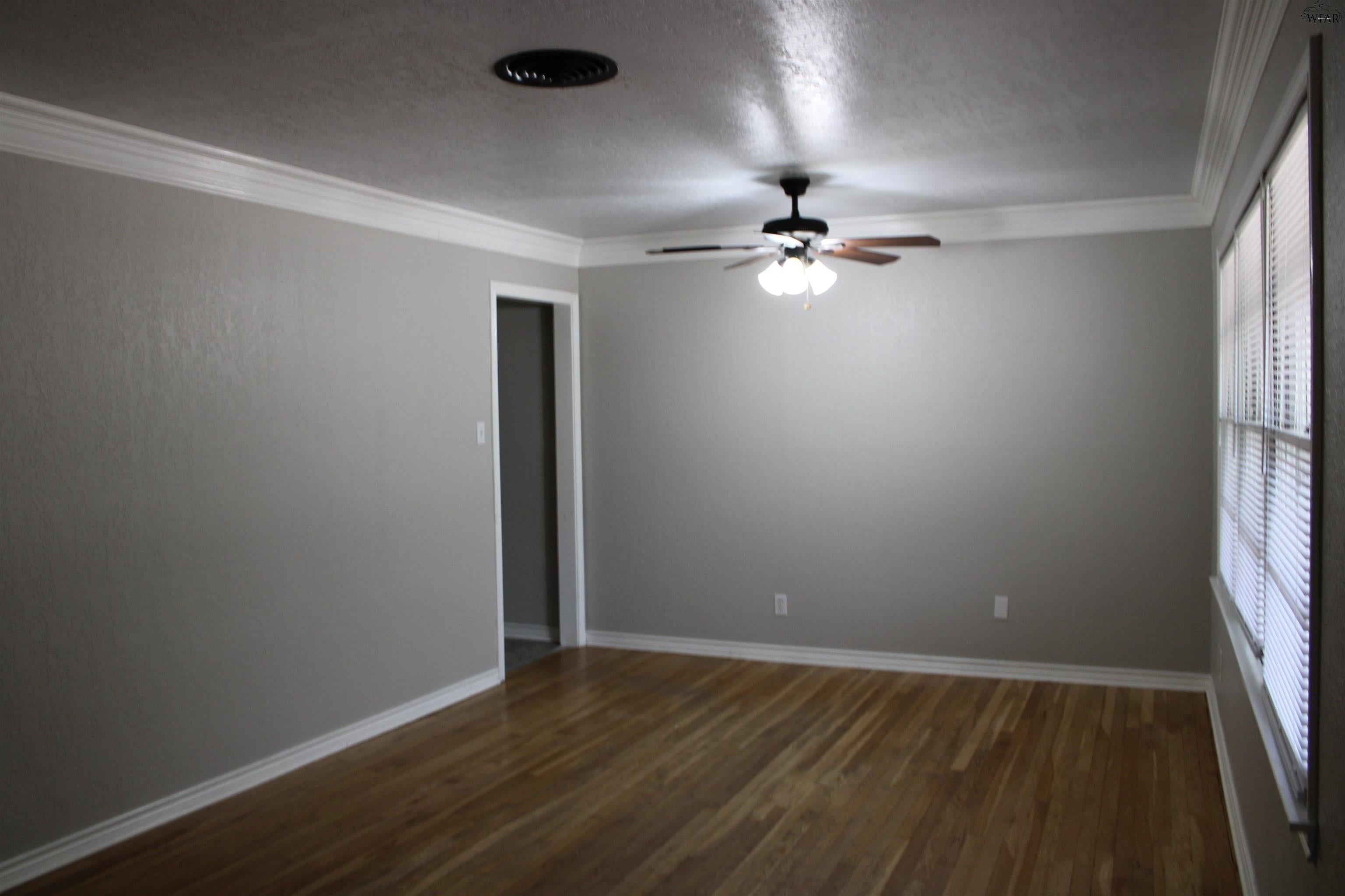 4305 Randel Drive Wichita Falls, TX 76308 - Photo 4 of 29 Gallery Image 4