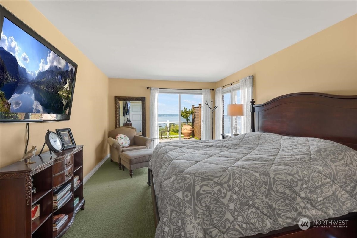 836 Crown Drive Everett, WA 98203 - Photo 15 of 40