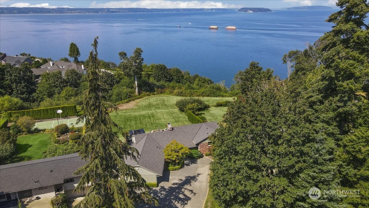 836 Crown Drive Everett, WA 98203 - Photo 37 of 40