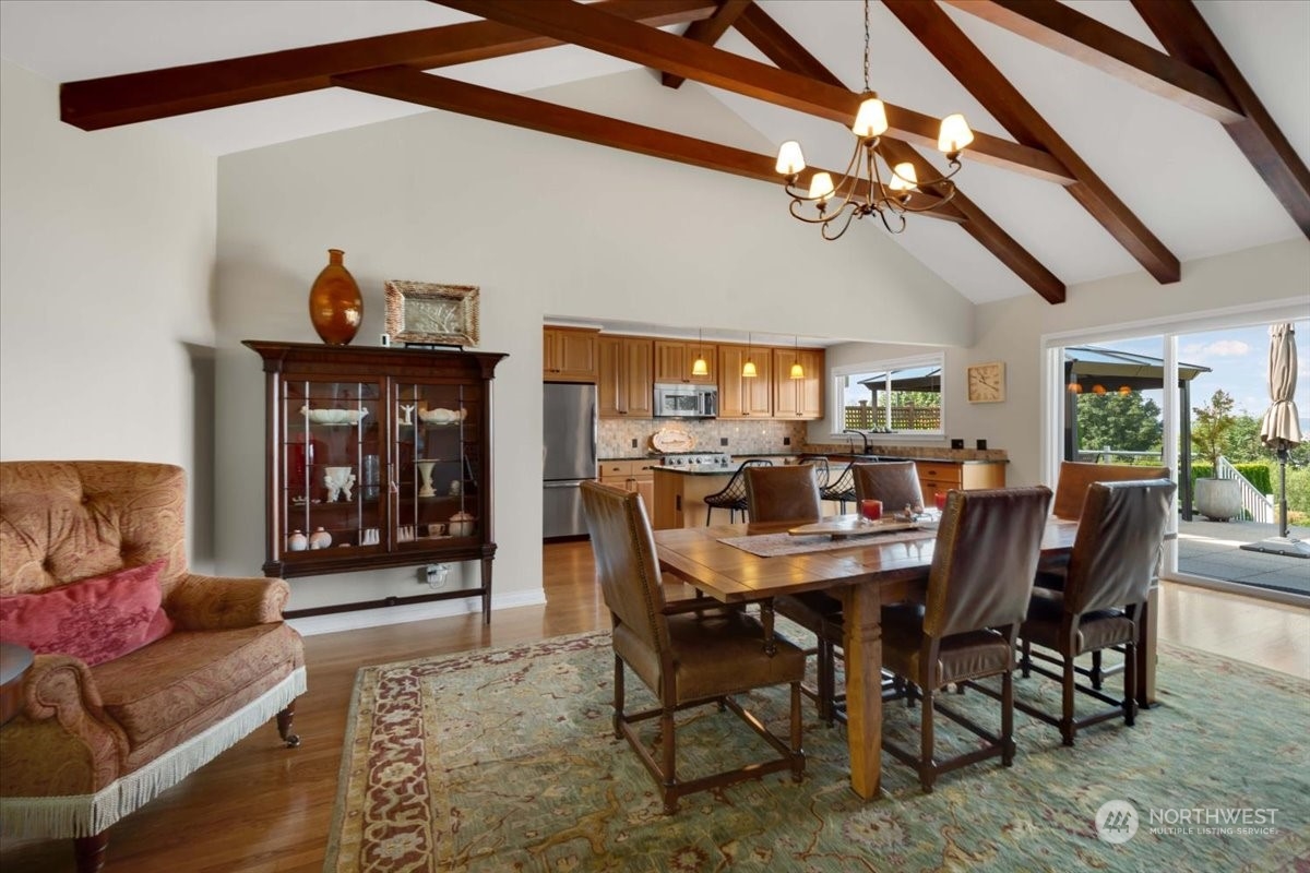 836 Crown Drive Everett, WA 98203 - Photo 7 of 40