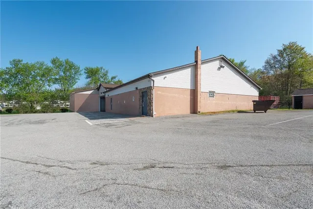 a view of a lake with houses