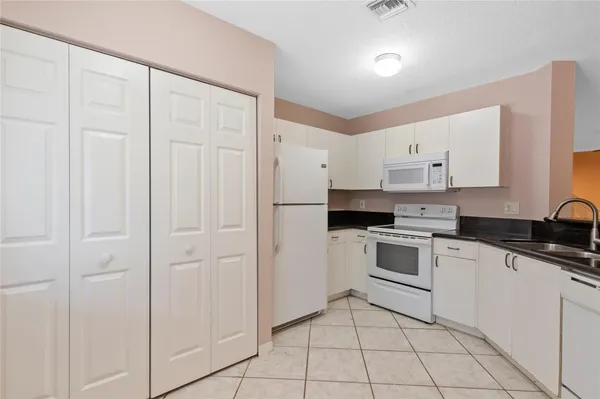 $2,900 | 1186 Southwest 44th Avenue, Unit 1186, Deerfield Beach, FL 33442