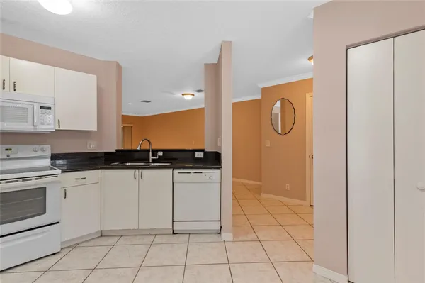 $2,900 | 1186 Southwest 44th Avenue, Unit 1186, Deerfield Beach, FL 33442