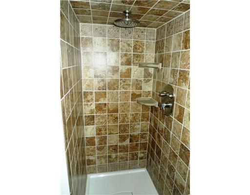 1314 Washington Road Mt. Lebanon, PA 15228 - Photo 12 of 15 Full Bath.