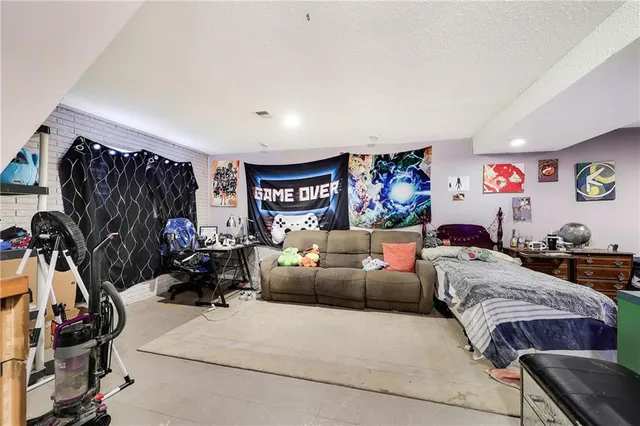 $210,000 | 2436 Northeast 38th Street, Kansas City, MO 64116