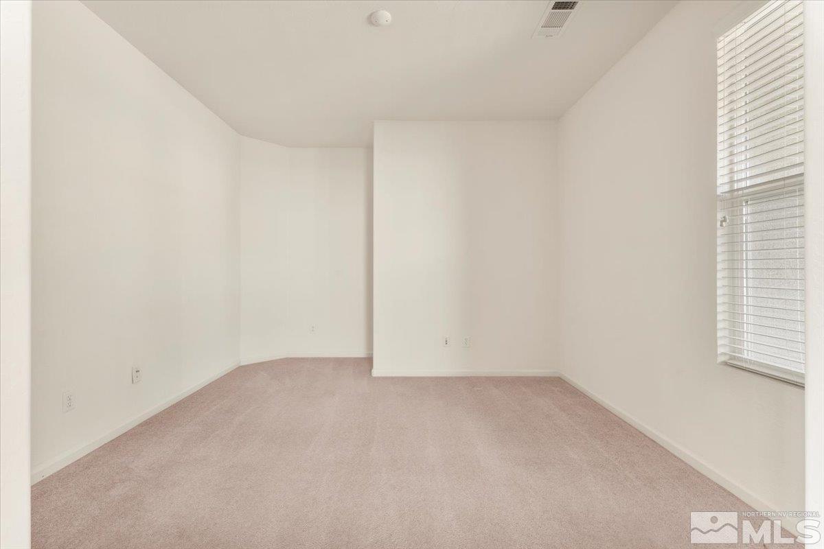1125 Cliff Park Way Reno, NV 89523 - Photo 16 of 40 a view of room