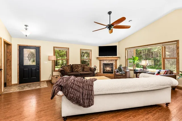 $569,900 | 1187 West Lawrence Road, Cloquet, MN 55720