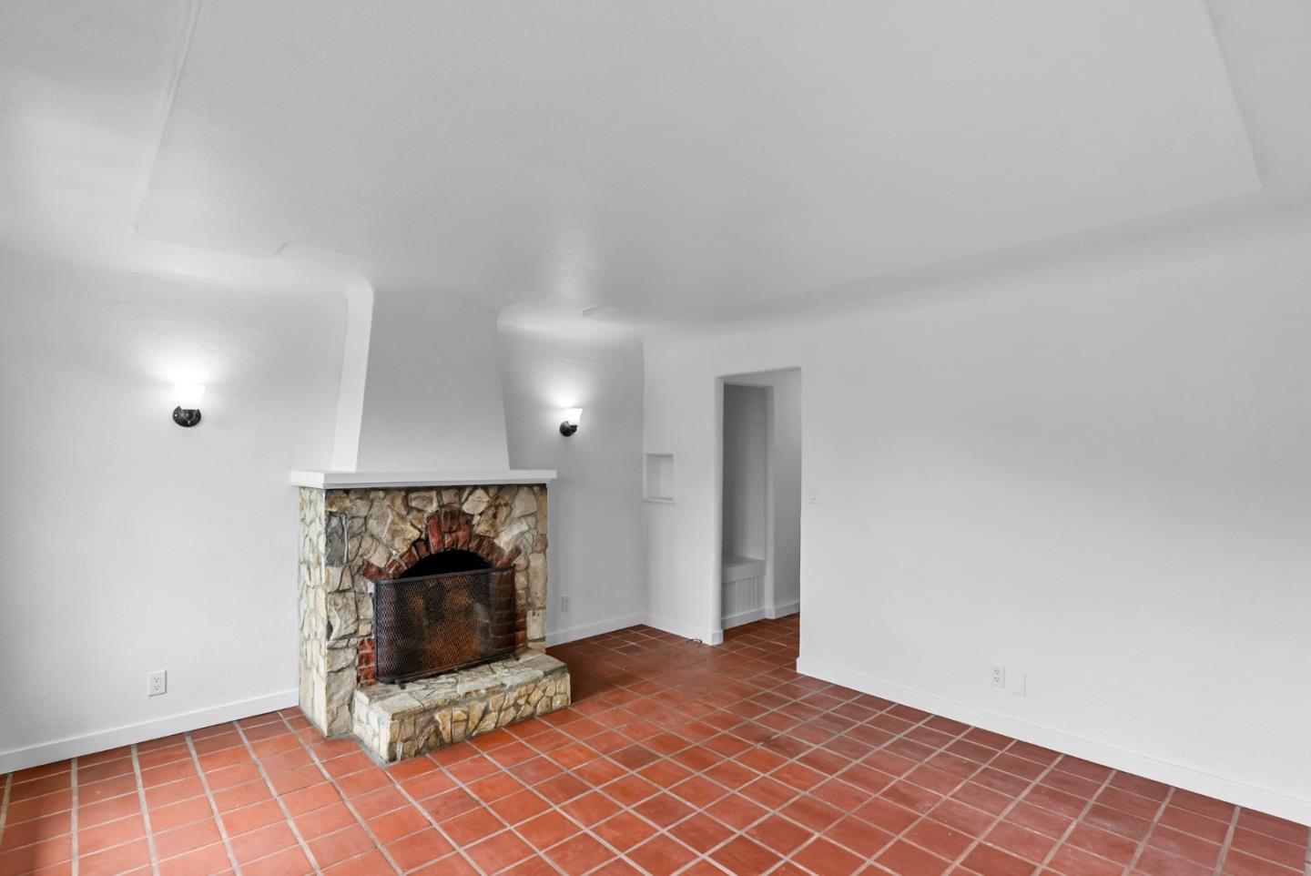 105 Stephen Road Aptos, CA 95003 - Photo 13 of 25 Gallery Image 13