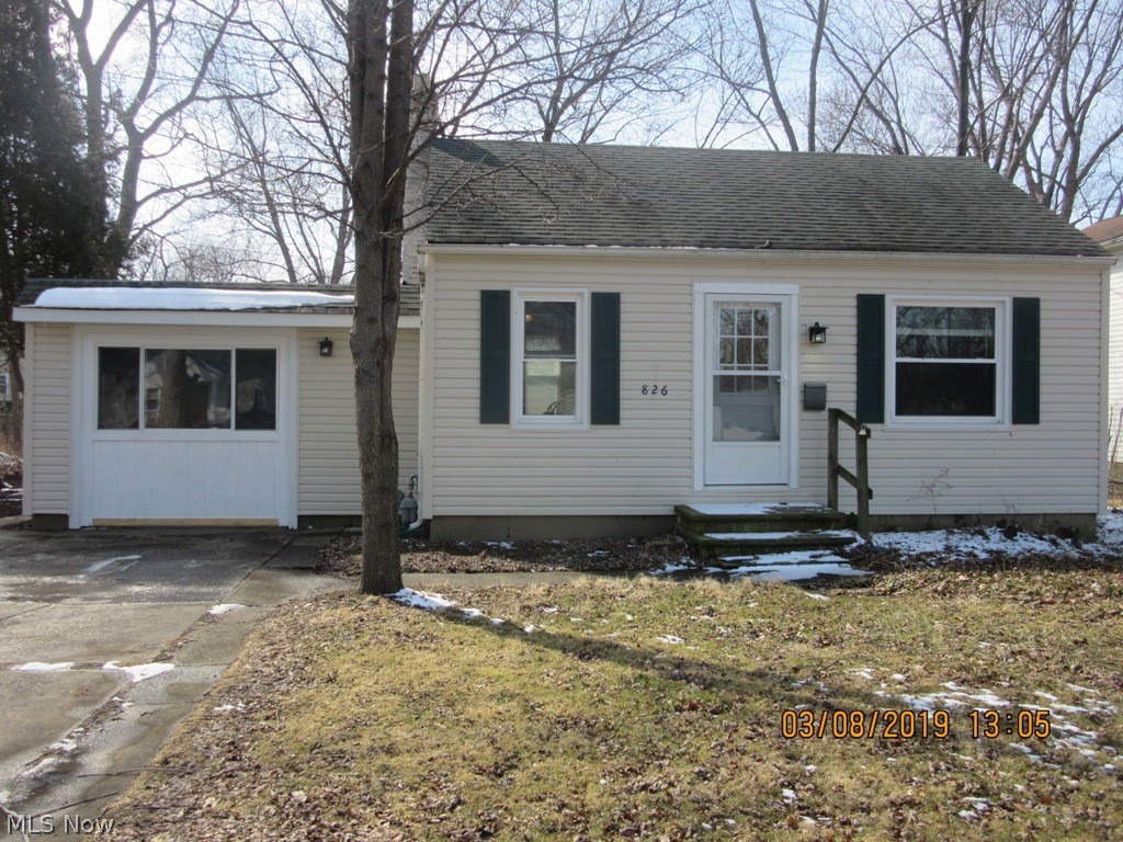 826 Rokeby Road Eastlake, OH 44095 - Photo 1 of 16 Gallery Image 1