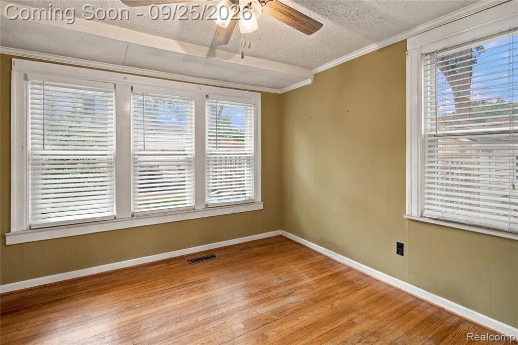 2696 Wakefield Road Berkley, MI 48072 - Photo 20 of 50 Gallery Image 20