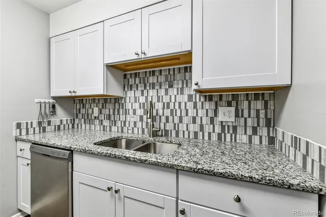 $164,000 | 14226 East 1st Drive, Unit A09, Aurora, CO 80011