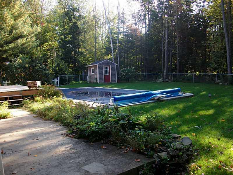 39 Fenton Way Bangor, ME 04401 - Photo 25 of 27 Yard/Garden.