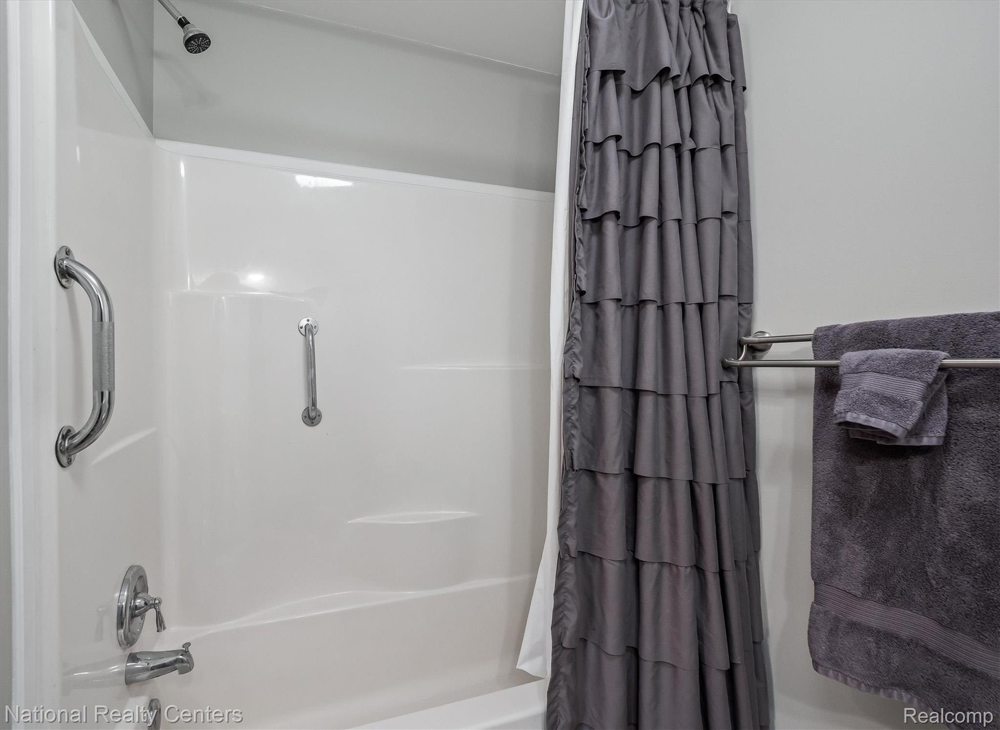 2942 South Baldwin Road Lake Orion, MI 48360 - Photo 16 of 24 18.jpg
