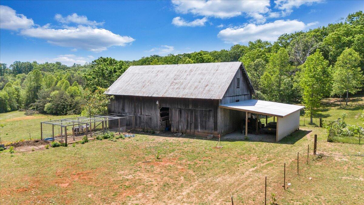 210 Northridge Road Hardy, VA 24101 - Photo 3 of 95 02-DJI_20250429141944_0179_D