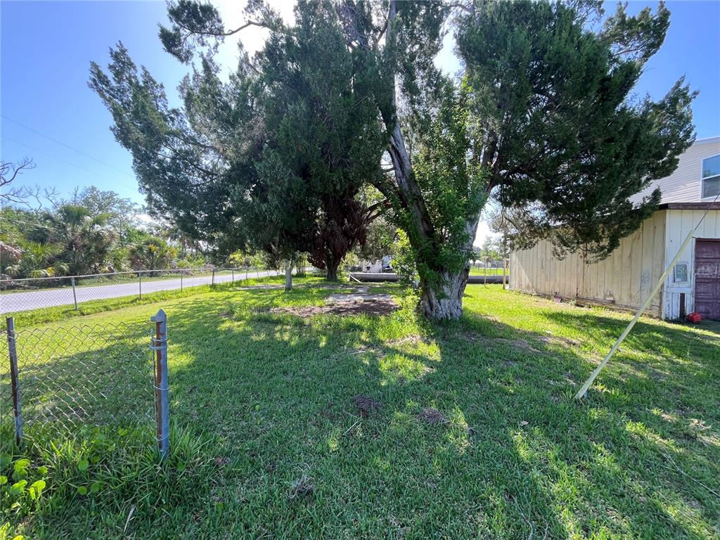 14984 Edgewater Circle Hudson, FL 34667 - Photo 20 of 22