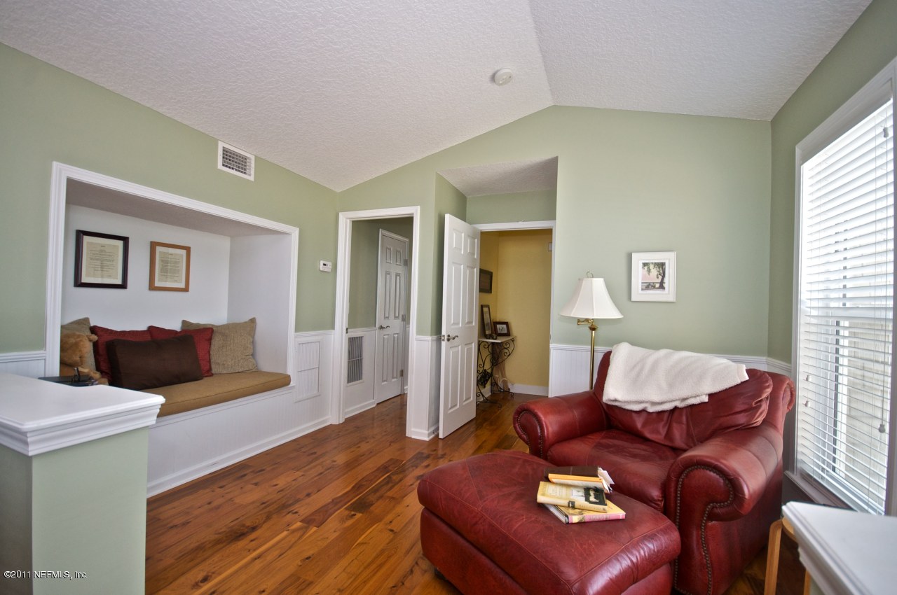 1960 Beach Avenue Atlantic Beach, FL 32233 - Photo 13 of 28 a living room with furniture and a wooden floor