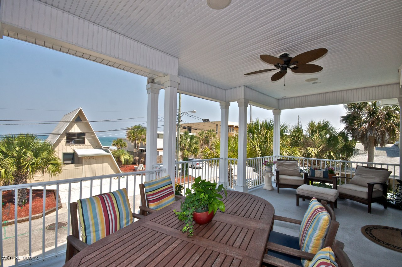 1960 Beach Avenue Atlantic Beach, FL 32233 - Photo 6 of 28 a view of a porch with furniture