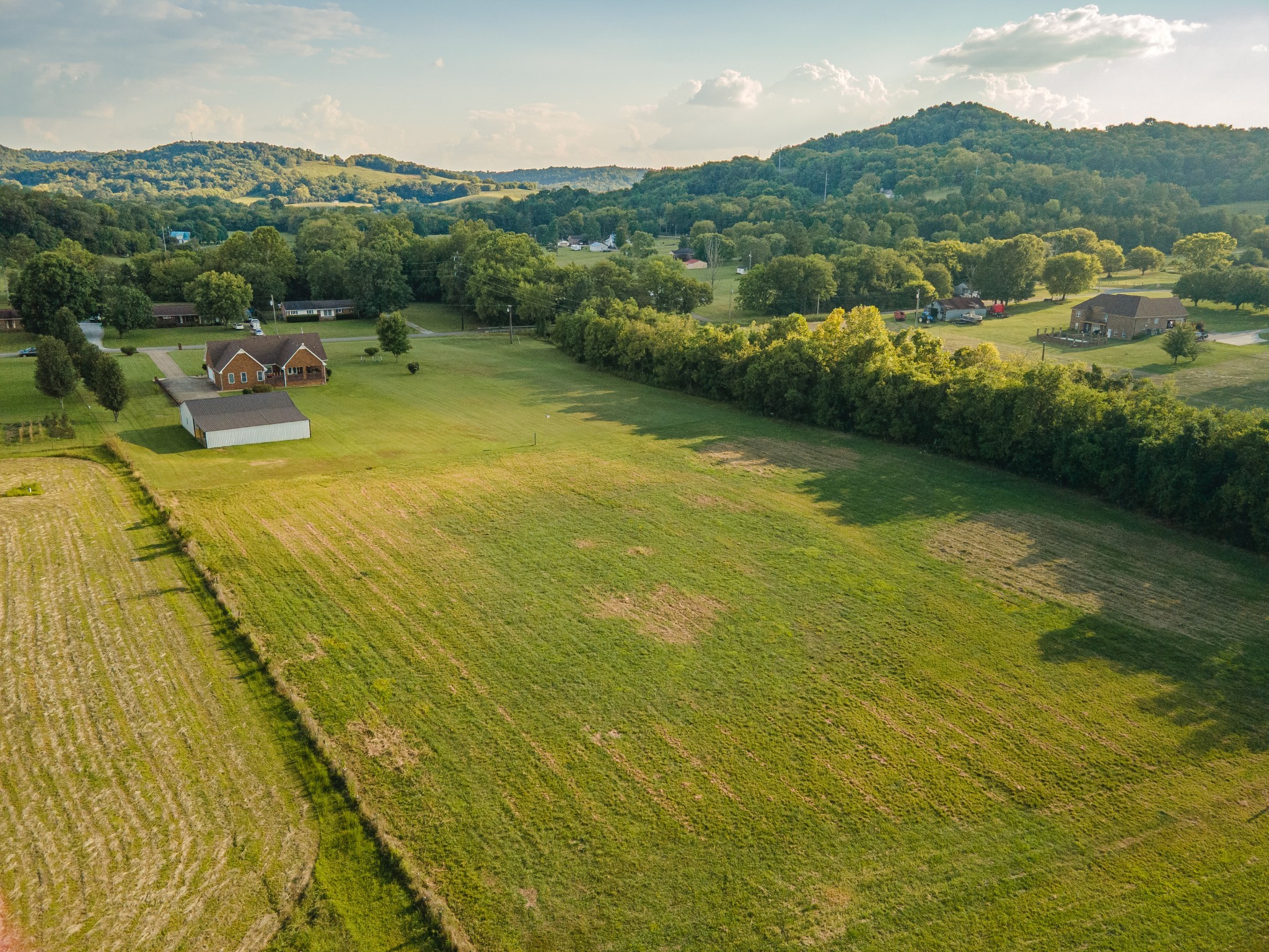 1642 Caughran Road Lewisburg, TN 37091 - Photo 91 of 92 a view of a town with mountains in the background