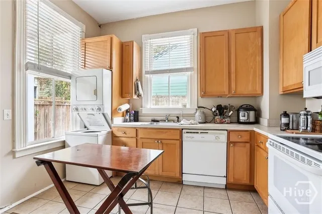 $949,900 | 546-548 East Huntingdon Street, Savannah, GA 31401