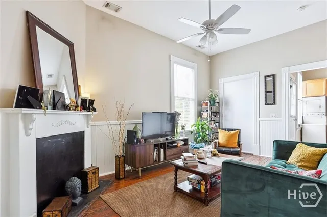 $949,900 | 546-548 East Huntingdon Street, Savannah, GA 31401