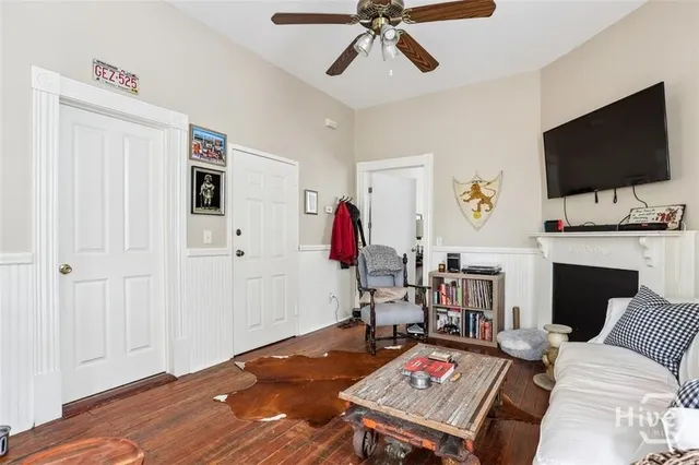 $949,900 | 546-548 East Huntingdon Street, Savannah, GA 31401