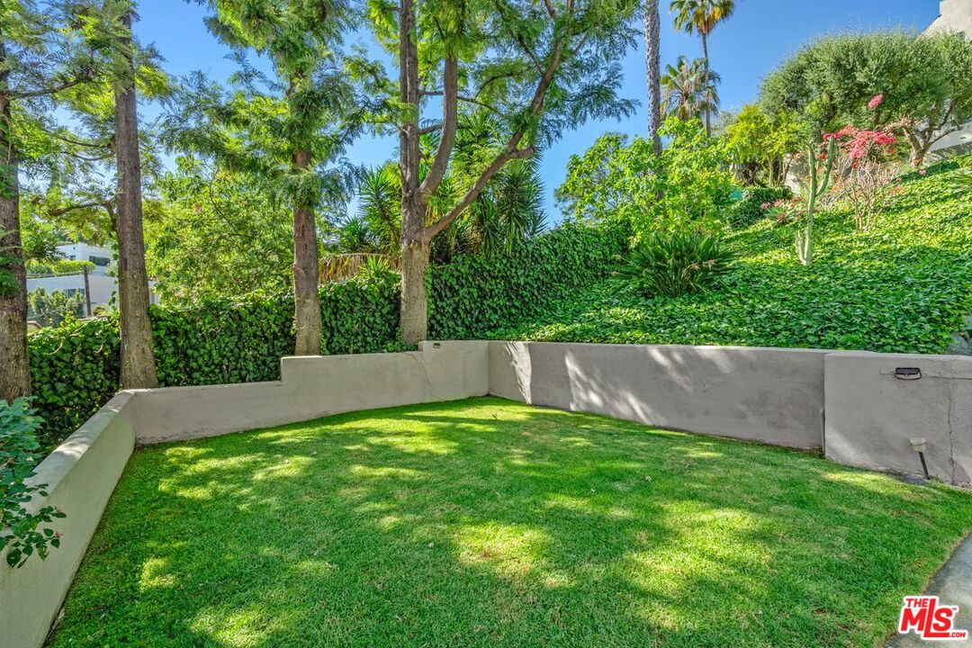 3023 Berkeley Avenue, Unit 8 Los Angeles, CA 90026 - Photo 38 of 38