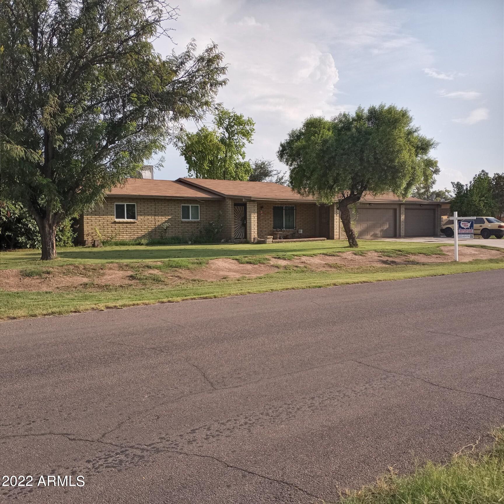 6429 West Fremont Road Laveen, AZ 85339 - Photo 1 of 19 Pic 1