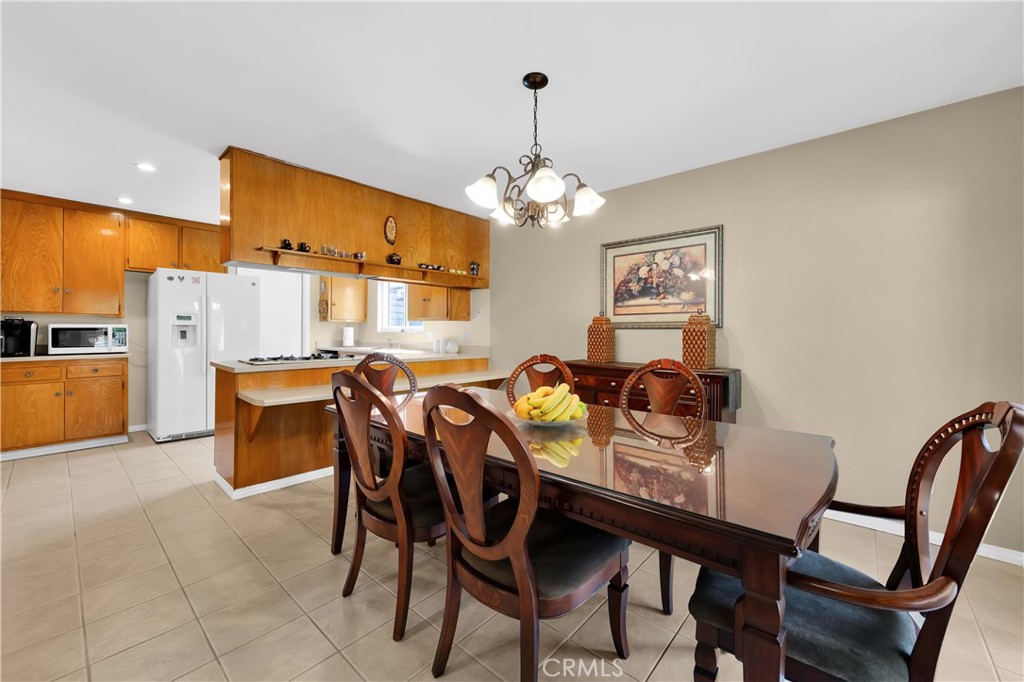 2242 Rainbow Ridge Drive Corona, CA 92882 - Photo 12 of 38