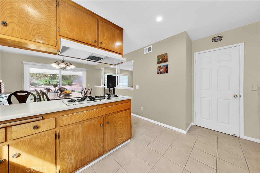 2242 Rainbow Ridge Drive Corona, CA 92882 - Photo 18 of 38