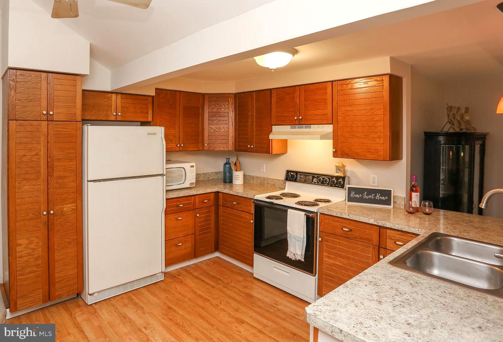 1868 Potomac Road Pasadena, MD 21122 - Photo 20 of 45 Kitchen