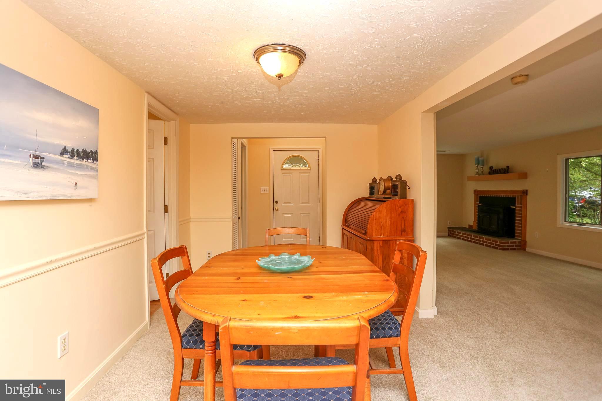 1868 Potomac Road Pasadena, MD 21122 - Photo 23 of 45 Dining room