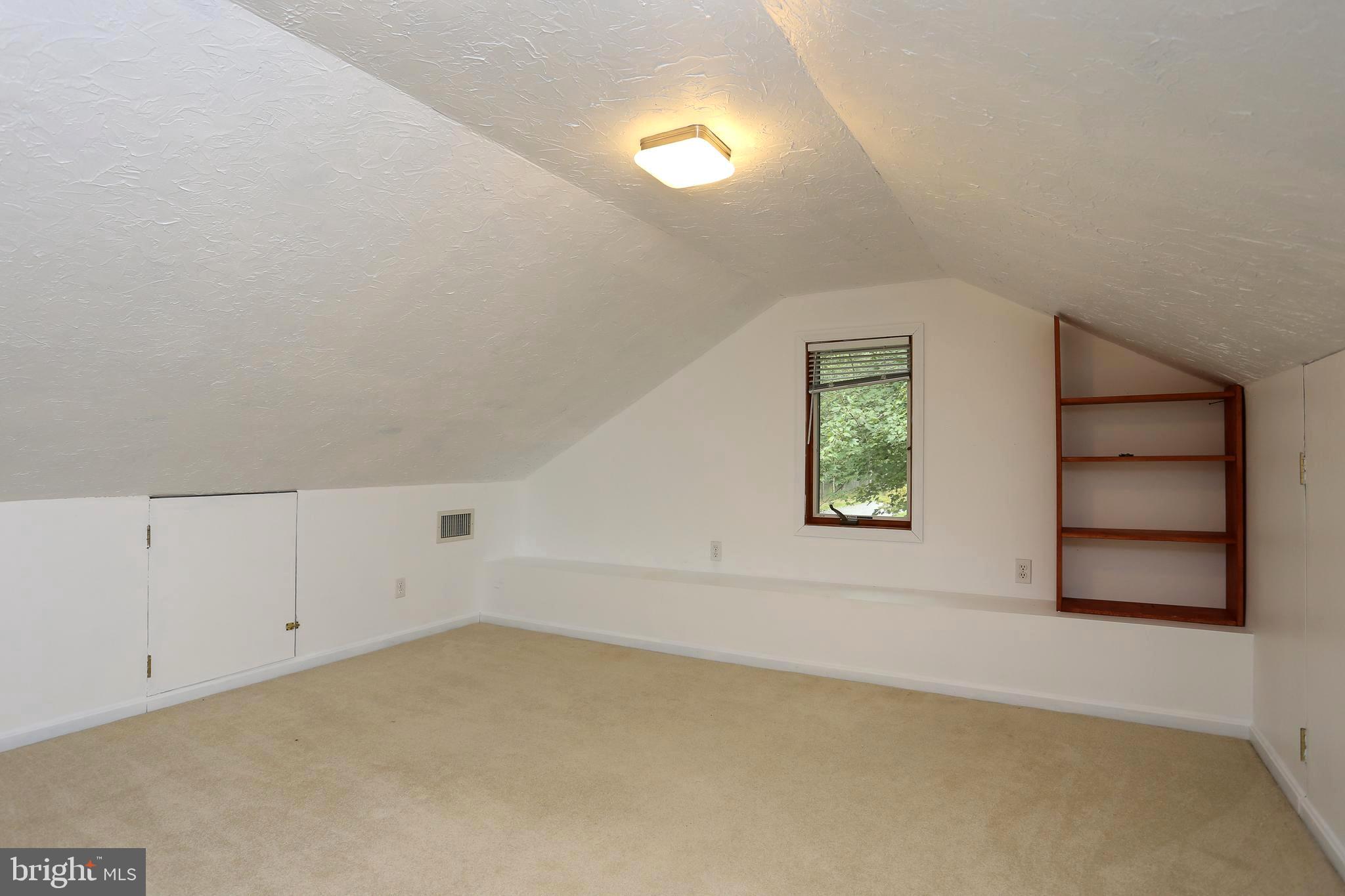 1868 Potomac Road Pasadena, MD 21122 - Photo 31 of 45 Upper level